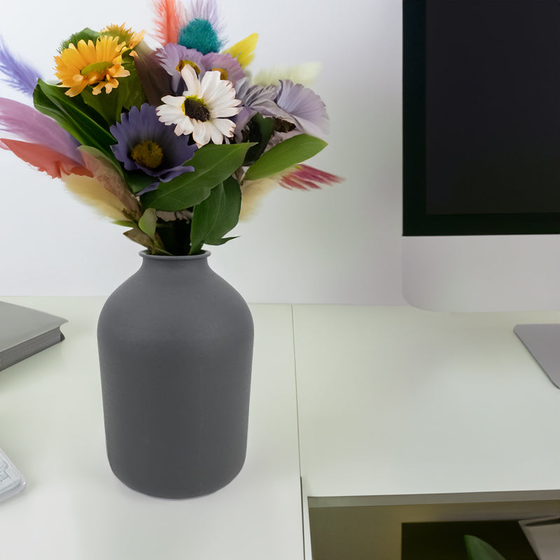 Matte Black Metal Vase – Dried Flowers, Weddings & Home Decor